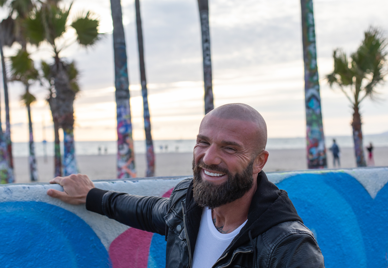 derek grafitti wall (2)