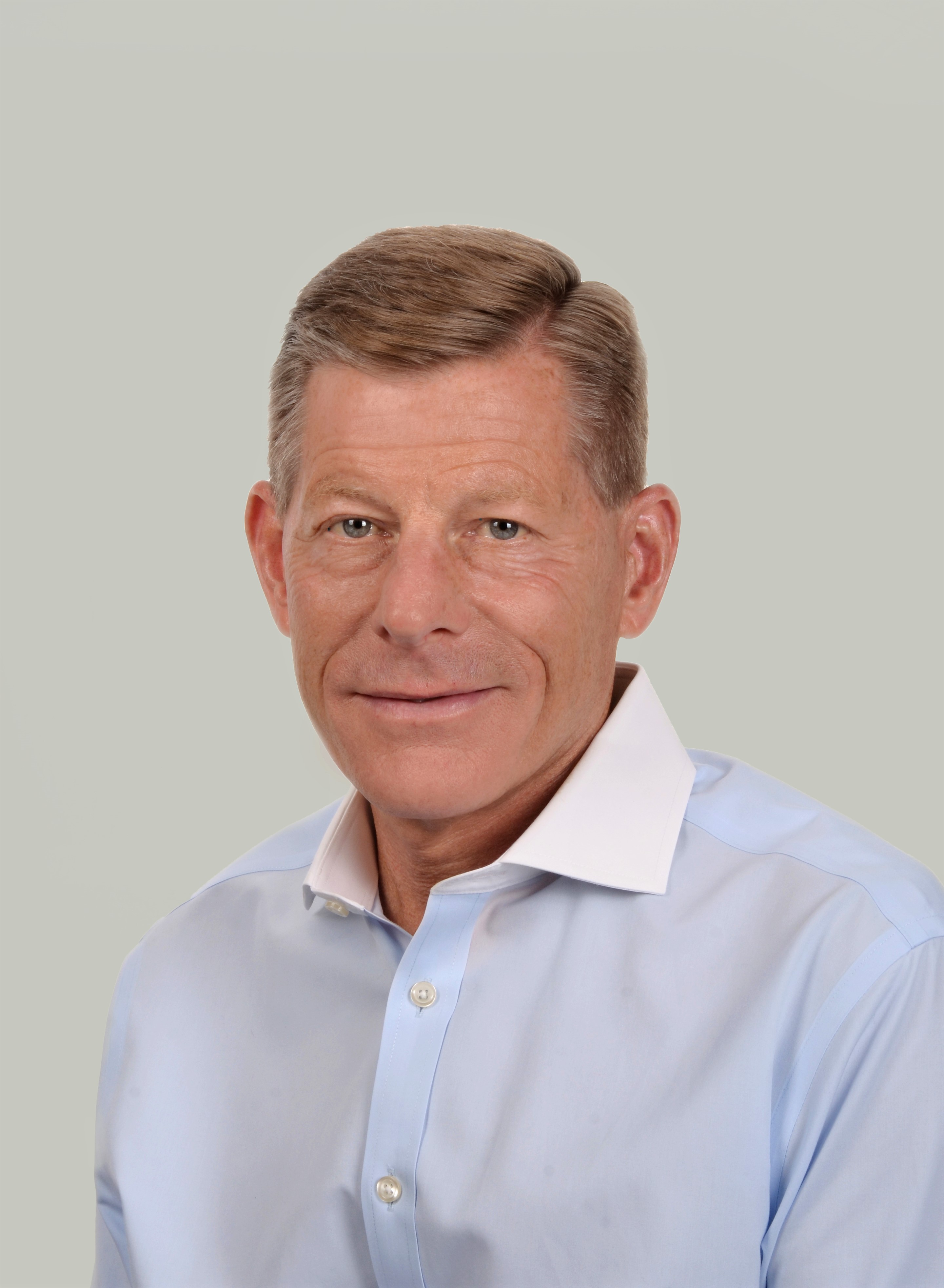 Stardust Power Hires Mr. Bruce Czachor as General Counsel