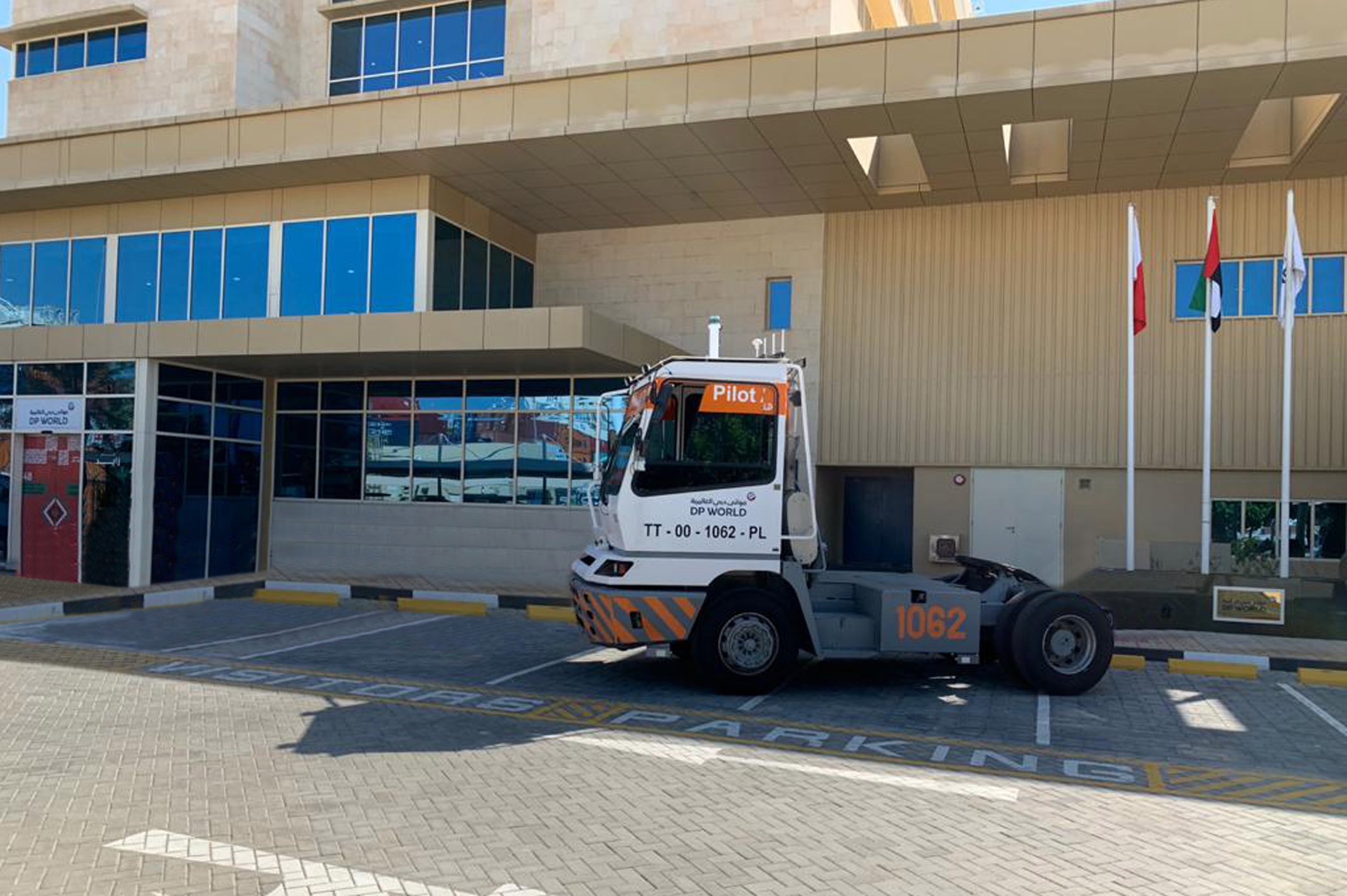 Chosen to make this DGWorld AITV fleet deployment possible at DP World's largest port is an honor for both Rajant Corporation and Velodyne Lidar.  