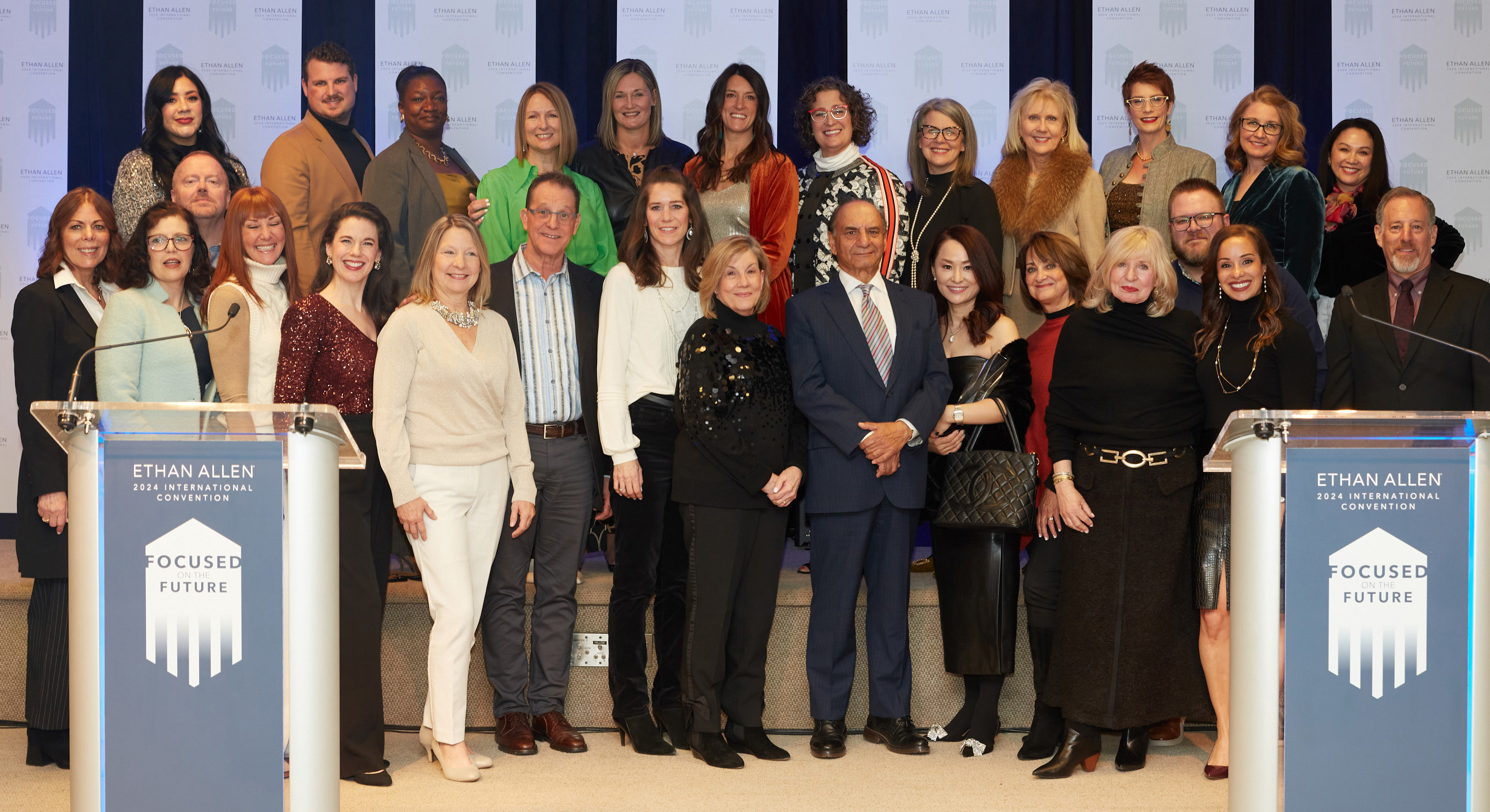 Chairman, President and CEO Farooq Kathwari recognizes top sales writers for the 2024 fiscal year.