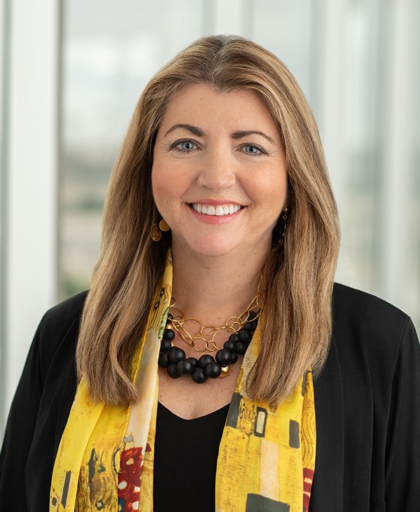 l barton headshot (3)