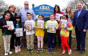 Third grade students in Scotch Plains, NJ receive the Partnership for a Drug Free New Jersey Activity Books as part of the 2021-22 program.