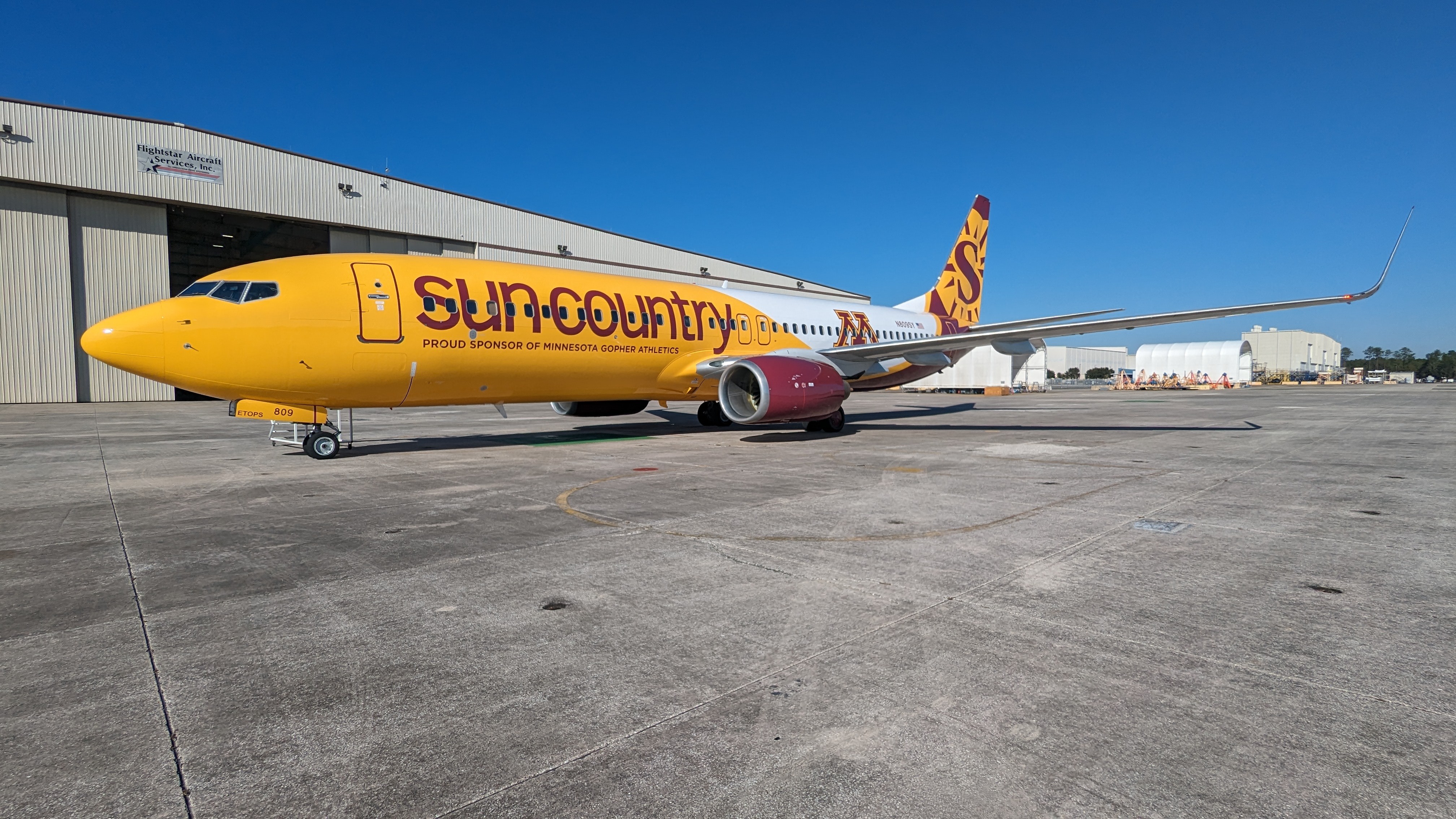 Sun Country Gopher Athletics Livery