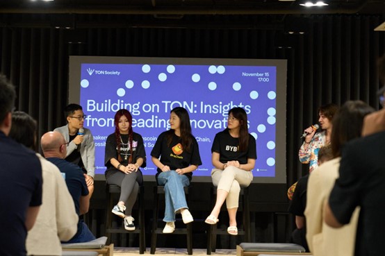 MK Chin, Head of Marketing at Bybit Web3, second from the right, shared her views at the panel discussion titled 