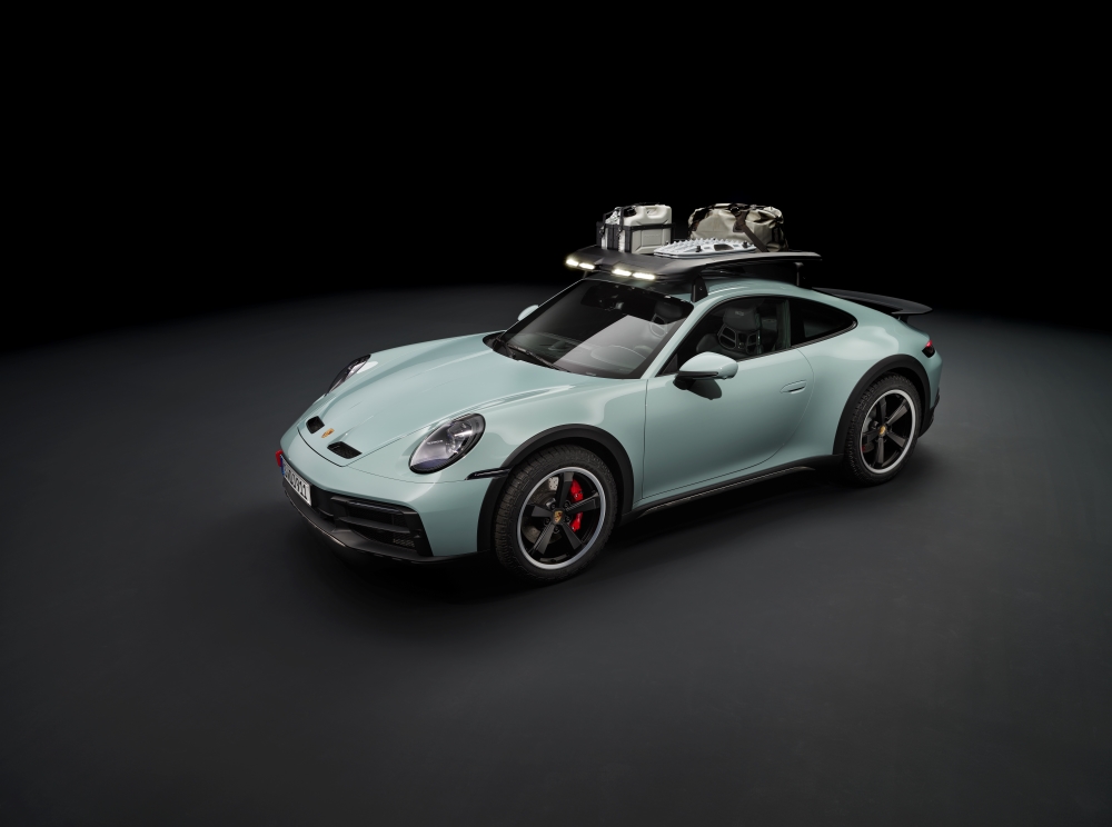 Taking inspiration from the rally stages: The 2023 Porsche 911 Dakar