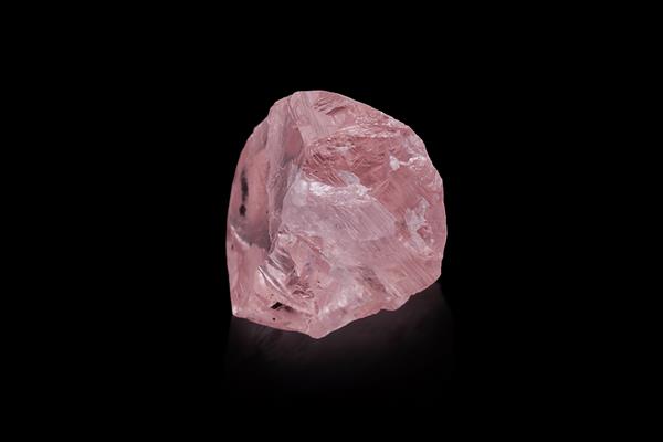 Pink rough diamond 32.32 carats