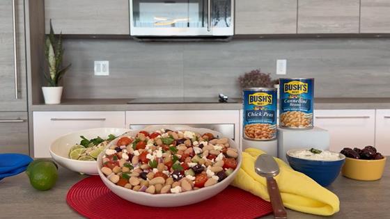 After Weeks of Complicated Holiday Cooking, Simple Meals are Emerging as a Top New Year’s Trend