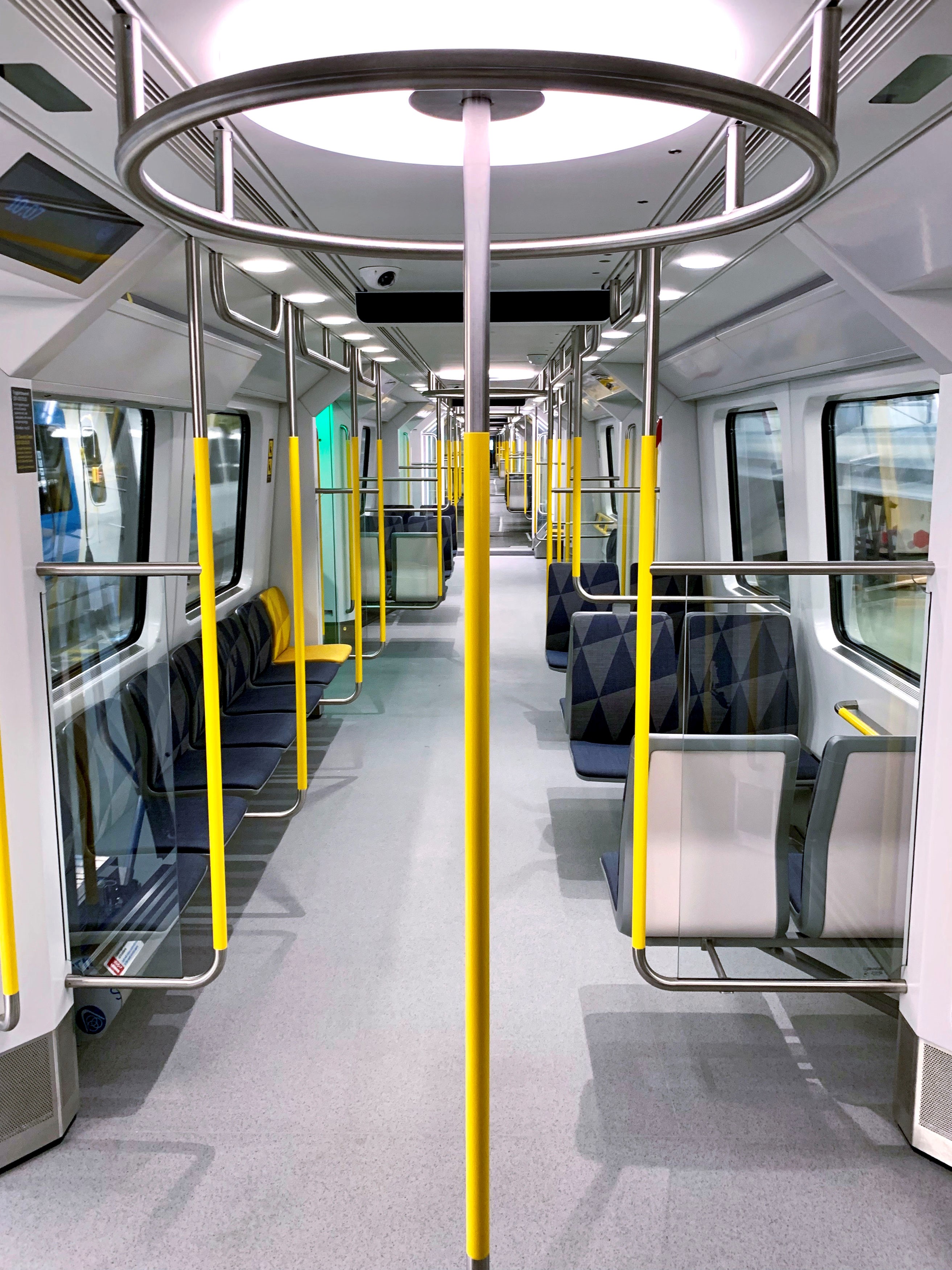 MOVIA C30 metro seating area 