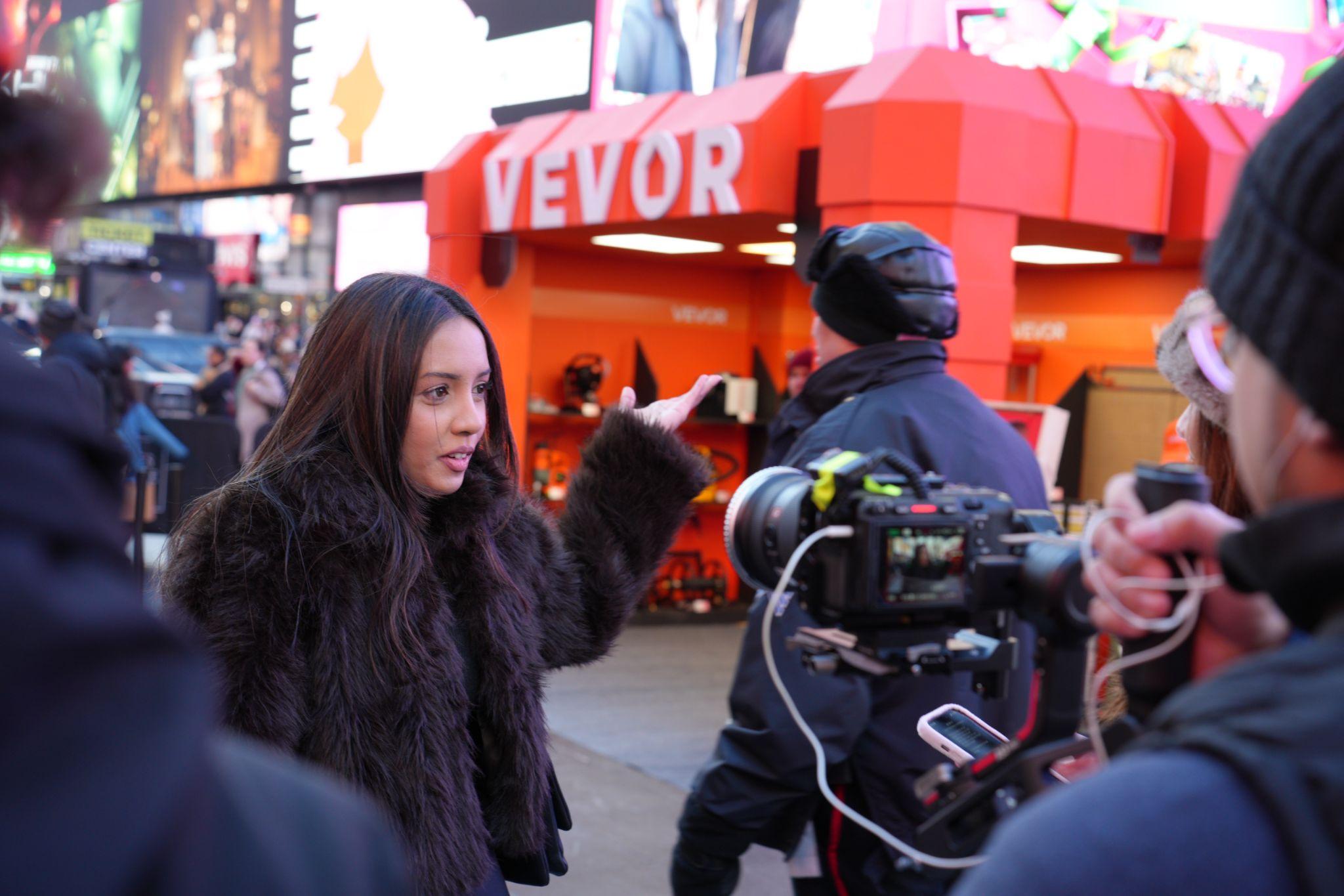 Influencers and digital creators delivered real-time impressions and post-event recaps.jpg