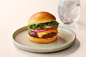 Mosa Burger, a cleaner and kinder way to enjoy beef