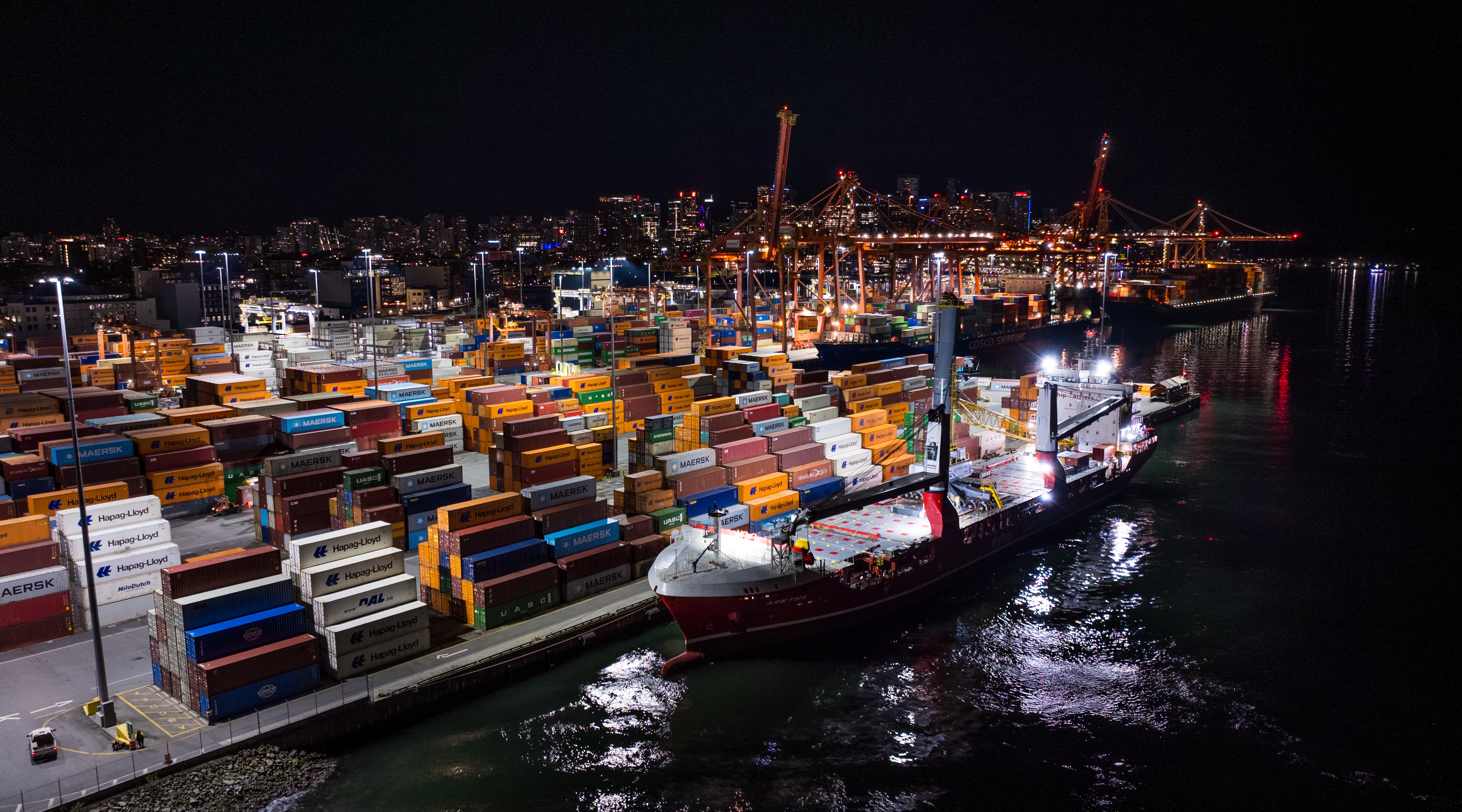 Mobile Harbour Crane being unloaded at DP World's Vancouver terminal