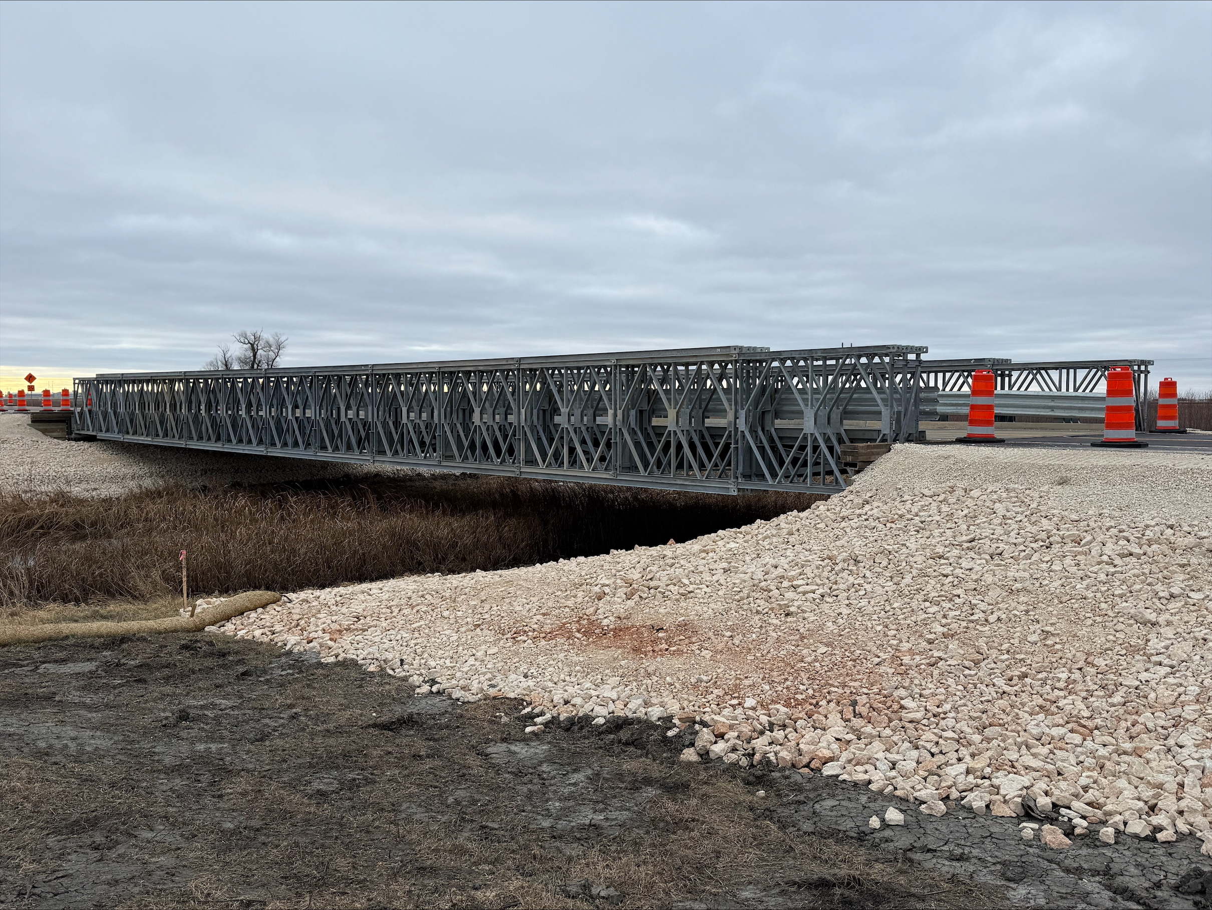 Acrow’s Temporary Detour Bridge Installed on Manitoba Highway 3 Outside Winnipeg