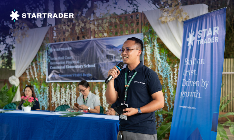 STARTRADER