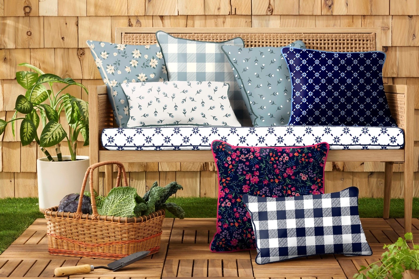 Town & Country Living Partners with Draper James to Launch Charming Cross-Category Home Collection