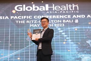 Dr Ivan Puah bagged double awards for Amaris B. Clinic, 2023 Gynecomastia Surgery Clinic & Liposuction Clinic Of The Year In Asia Pacific.