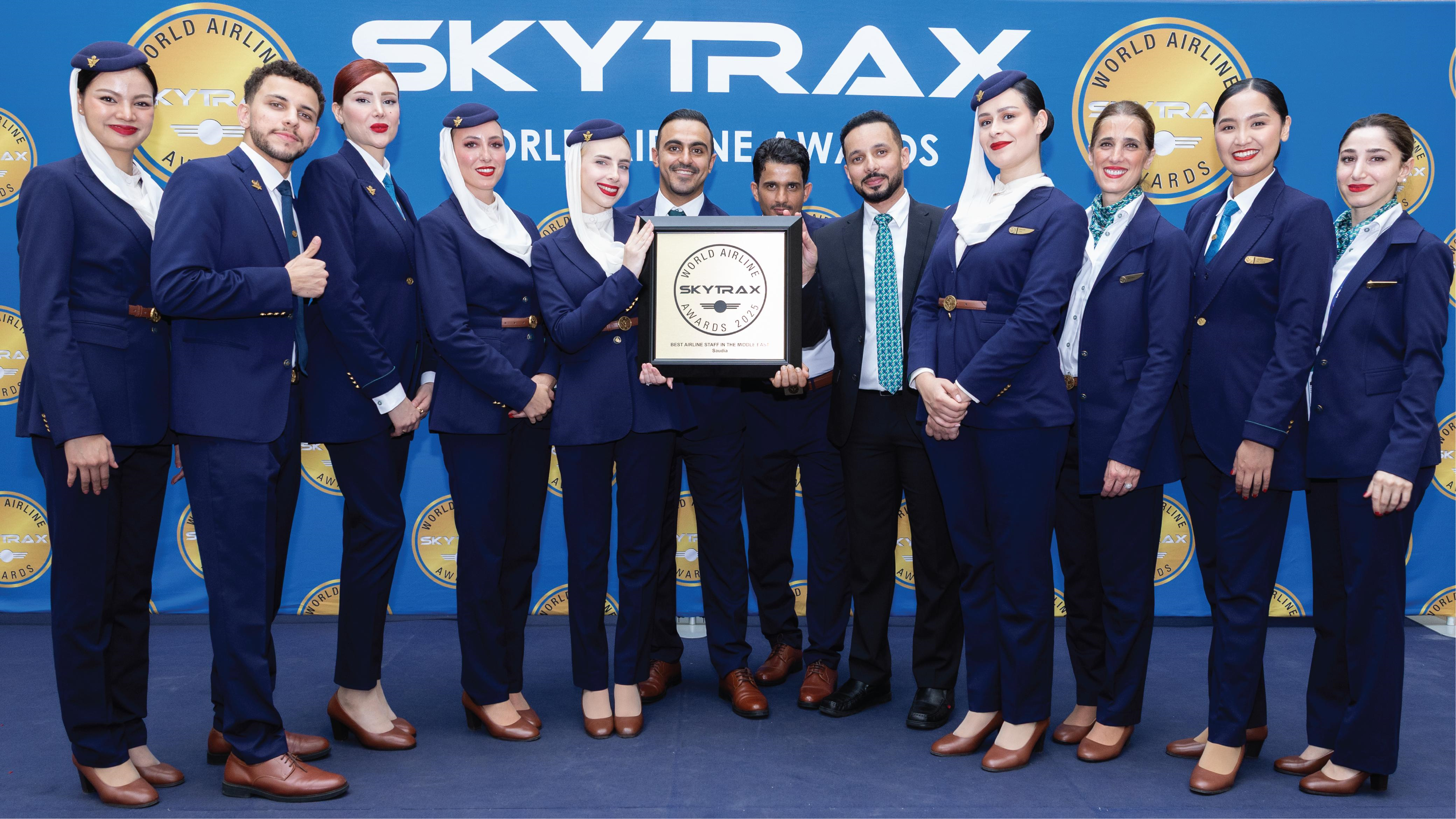 Image of Saudia team receiving the 