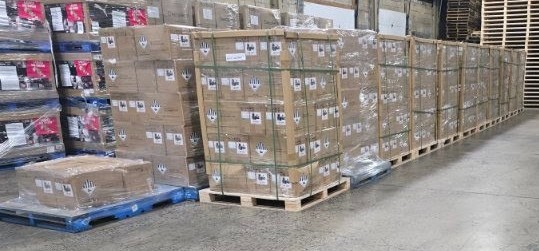 Syntropic purchased approximately 2 MWh of 210 Ah sodium-chromium-oxide cells from UNIGRID for integration into GridSpan™ development. The cells are shown at a New Jersey warehouse awaiting shipment for product development, testing and system integration.