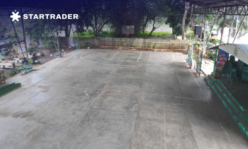 STARTRADER