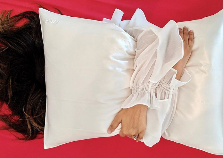 Blissy Silk Pillowcase