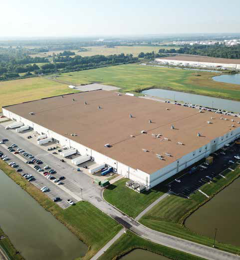 Sealy & Company's most recent St. Louis Class-A acquisition is equipped with abundant parking and trailer storage. 