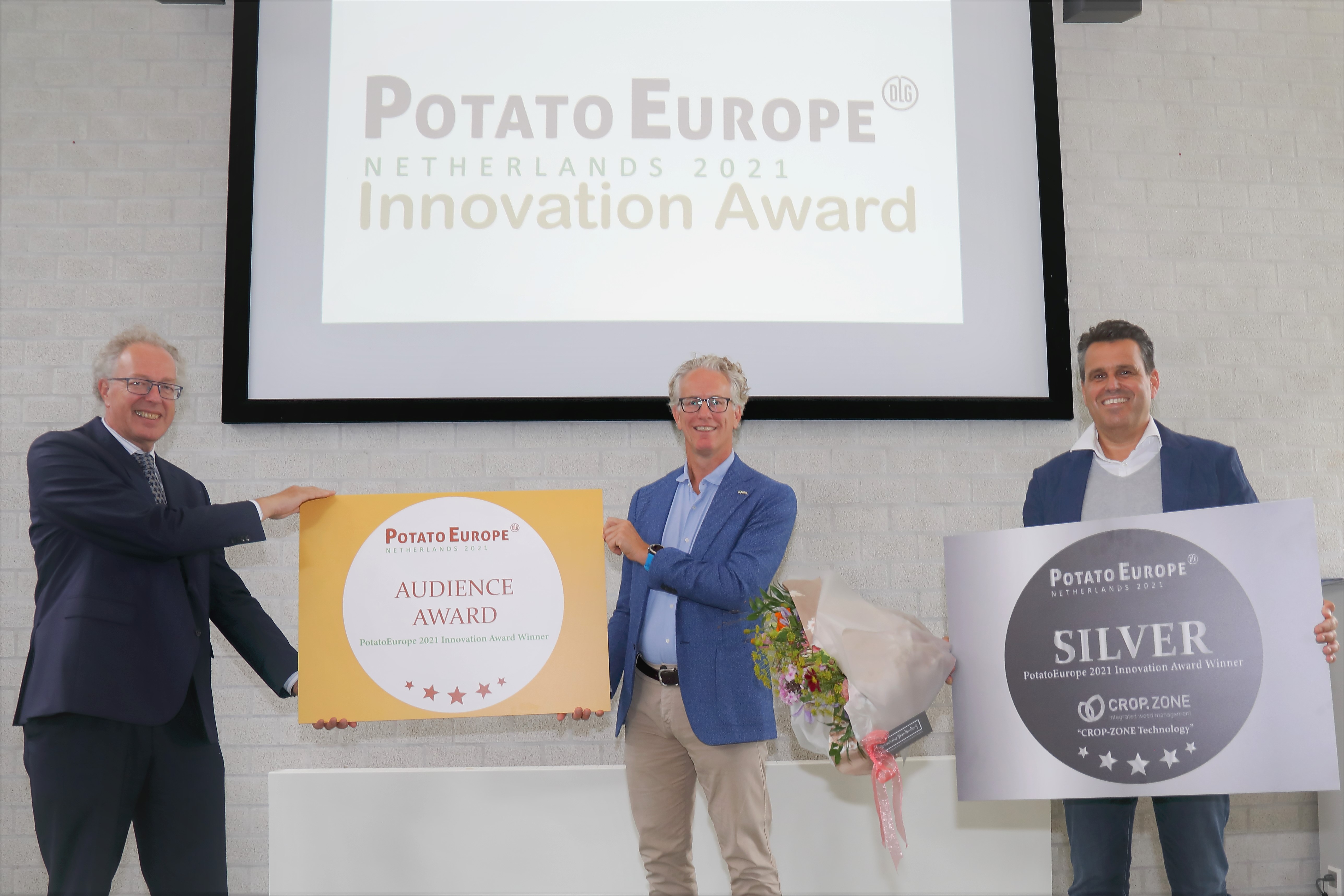 crop.zone sweeps the PotatoEurope Innovation Awards and wins two prizes