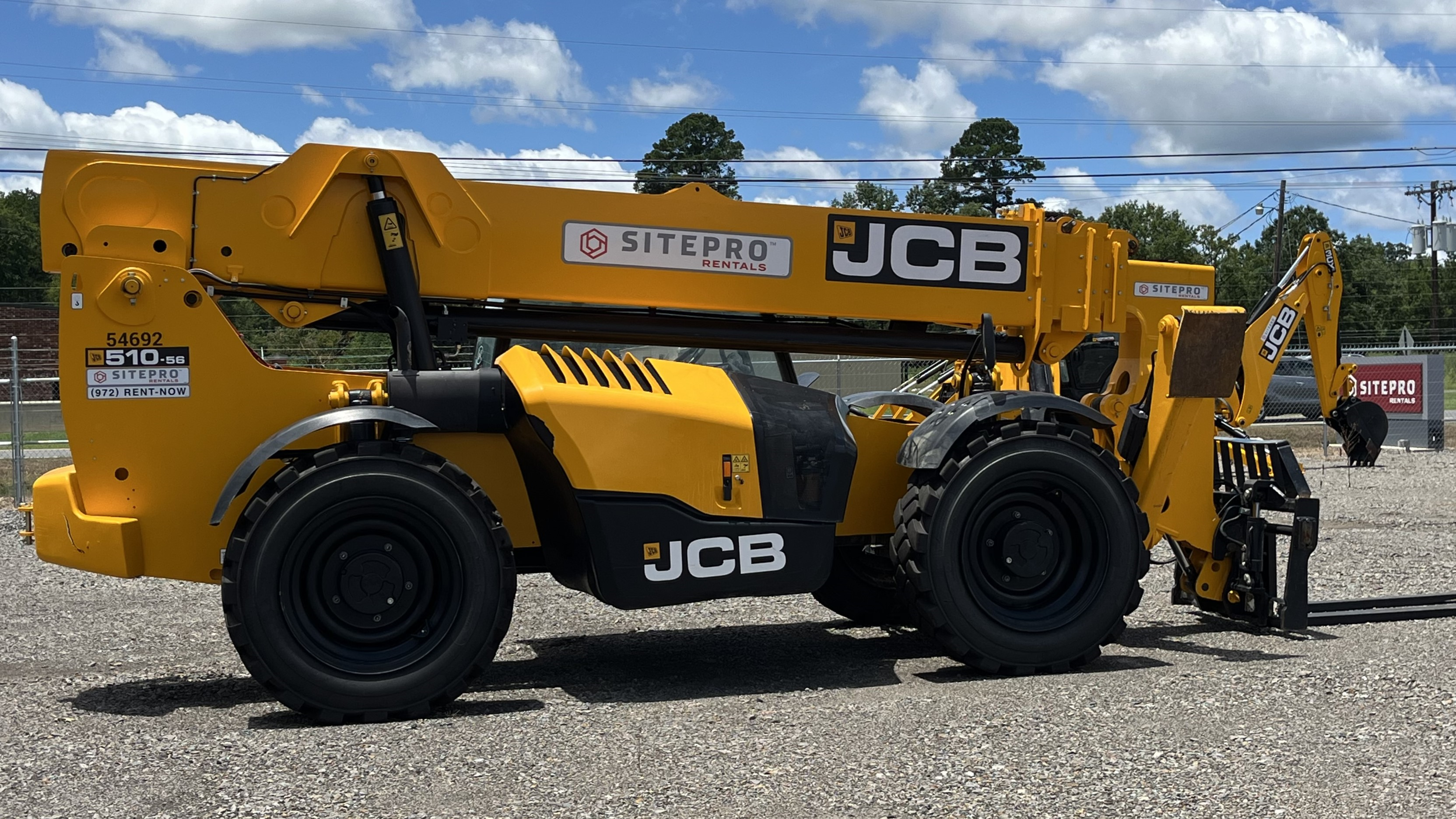 JCB telehandlers and other material handling, aerial, and dirt moving equipment will be available at SitePro rentals in Sherman, Tx.