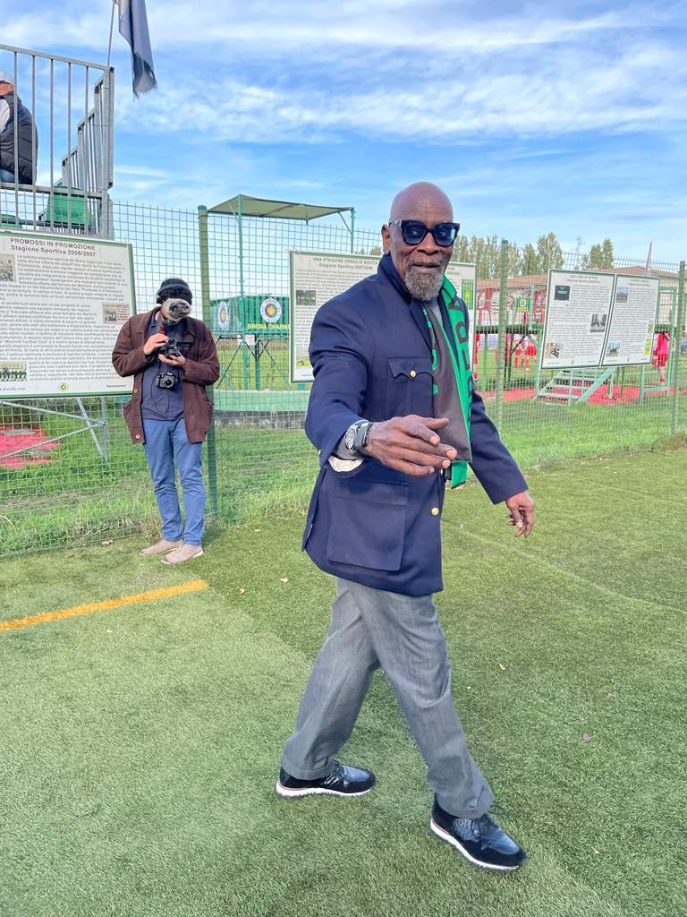 Chris Gardner on the Brera pitch in Milan