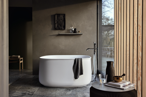 A Best of KBIS Finalist, the Zencha freestanding bathtub offers a fitting focal point with its striking yet delicate design language and considerable depth reminiscent of a Japanese onsen bath.