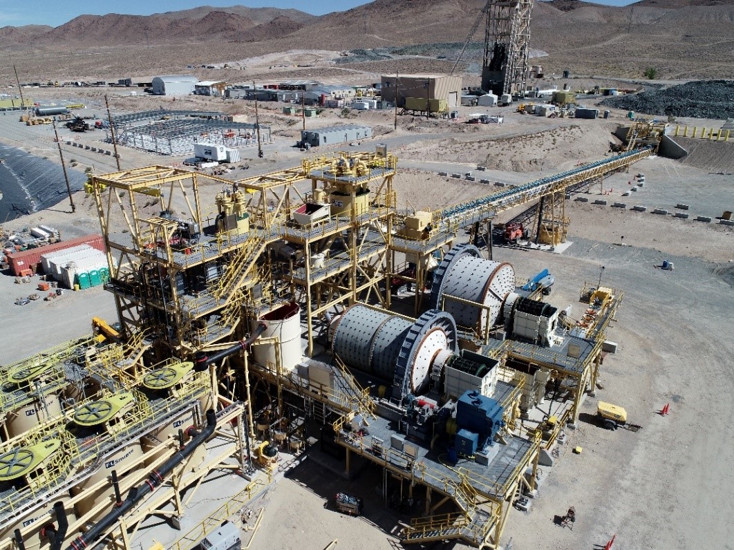 (Process plant, admin building and main headframe looking east)