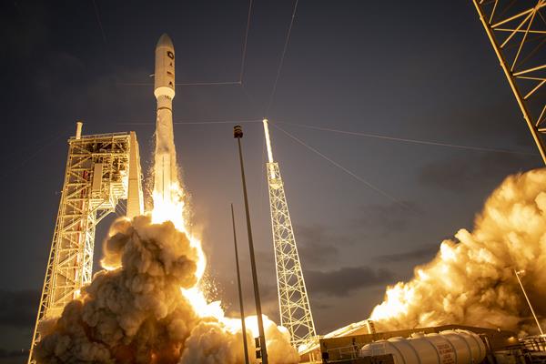 A United Launch Alliance (ULA) Atlas V rocket carrying the NROL-101 mission for the National Reconnaissance Office lifts off from Space Launch Complex-41 at 5:32 p.m. EST on Nov. 13, 2020. Photo Credit: United Launch Alliance