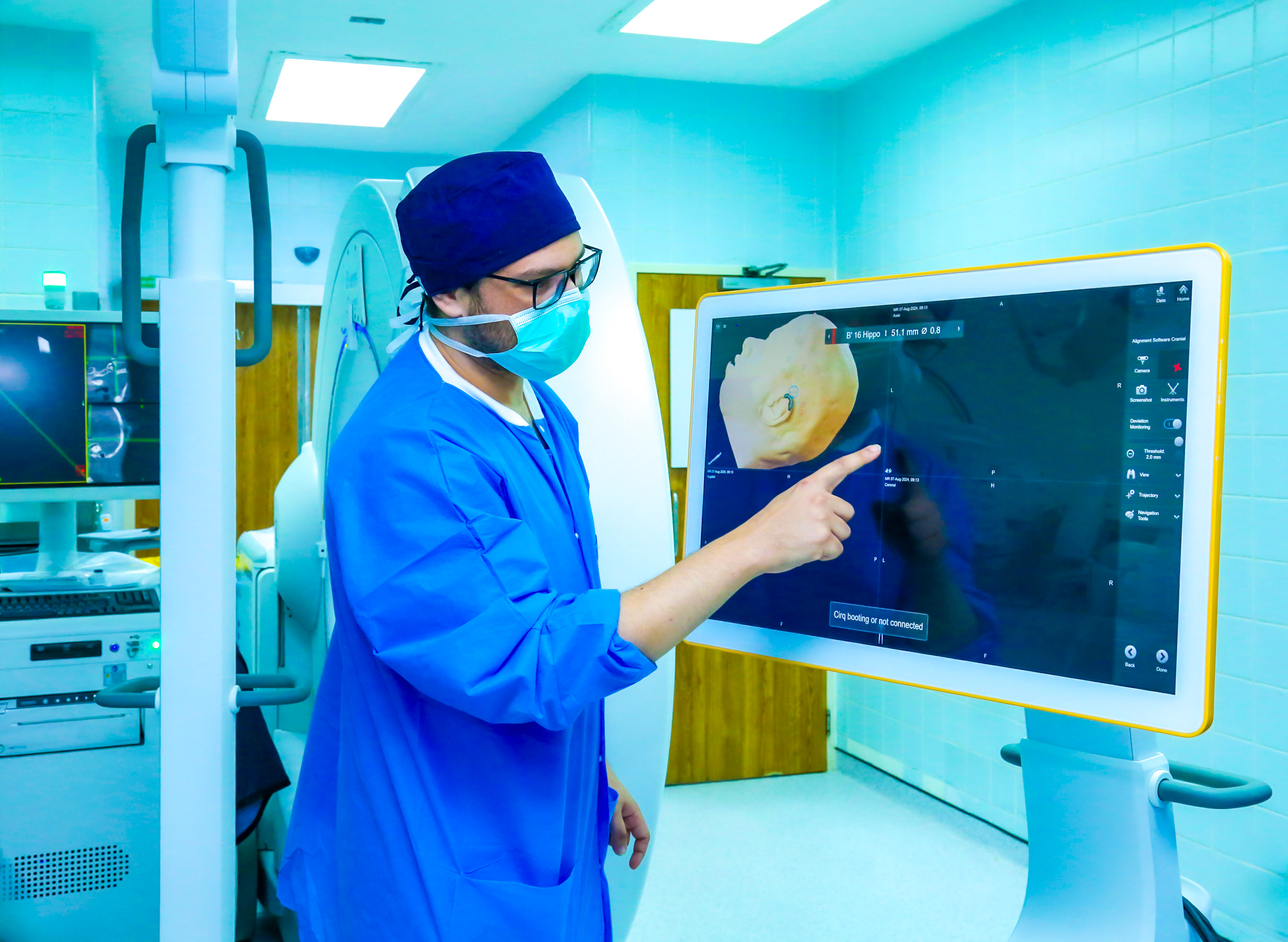 KFSHRC First in the Middle East to Implant AI-Powered Brain-Sensing Device for Treating Neurological Disorders