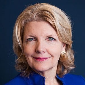 Debra Cannon received the Georgia Restaurant Association Crystal of Excellence (GRACE) Lifetime Achievement Award