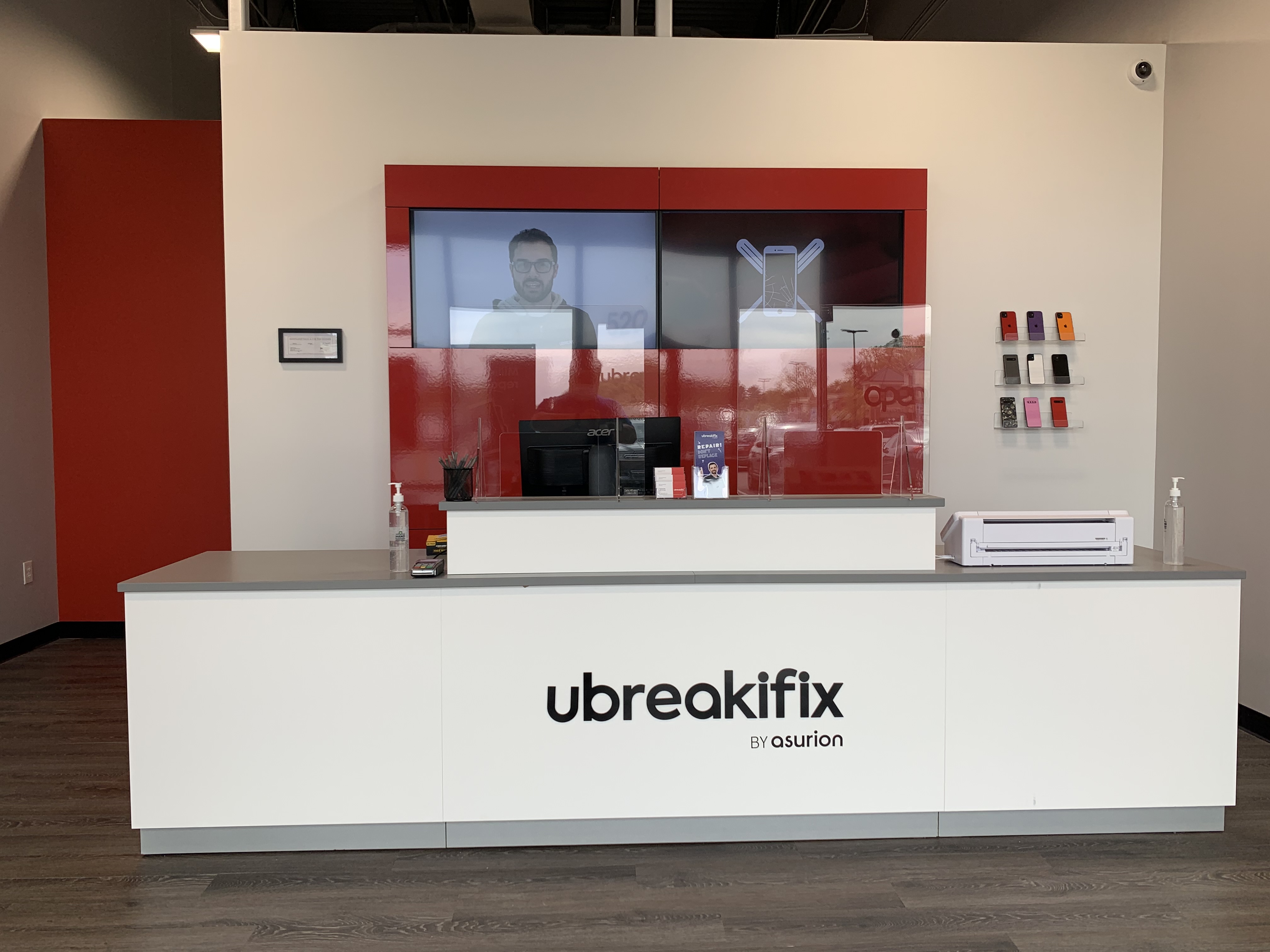 Google Partners With uBreakiFix for Pixel Walk-In Repairs