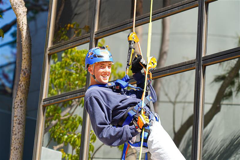 Over-the-Edge-Fundraising-Event