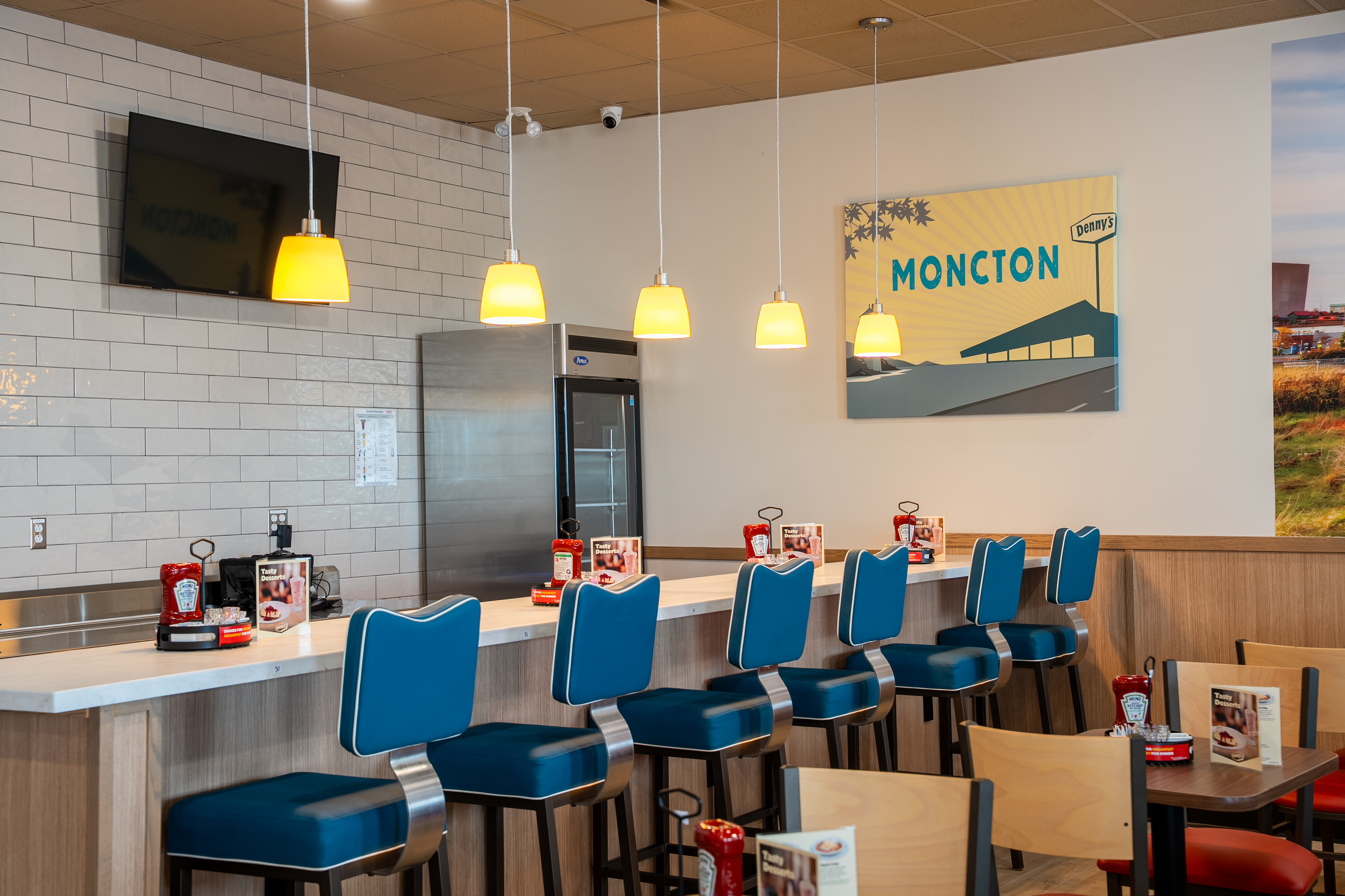 Denny's Moncton Interior Bar Dining