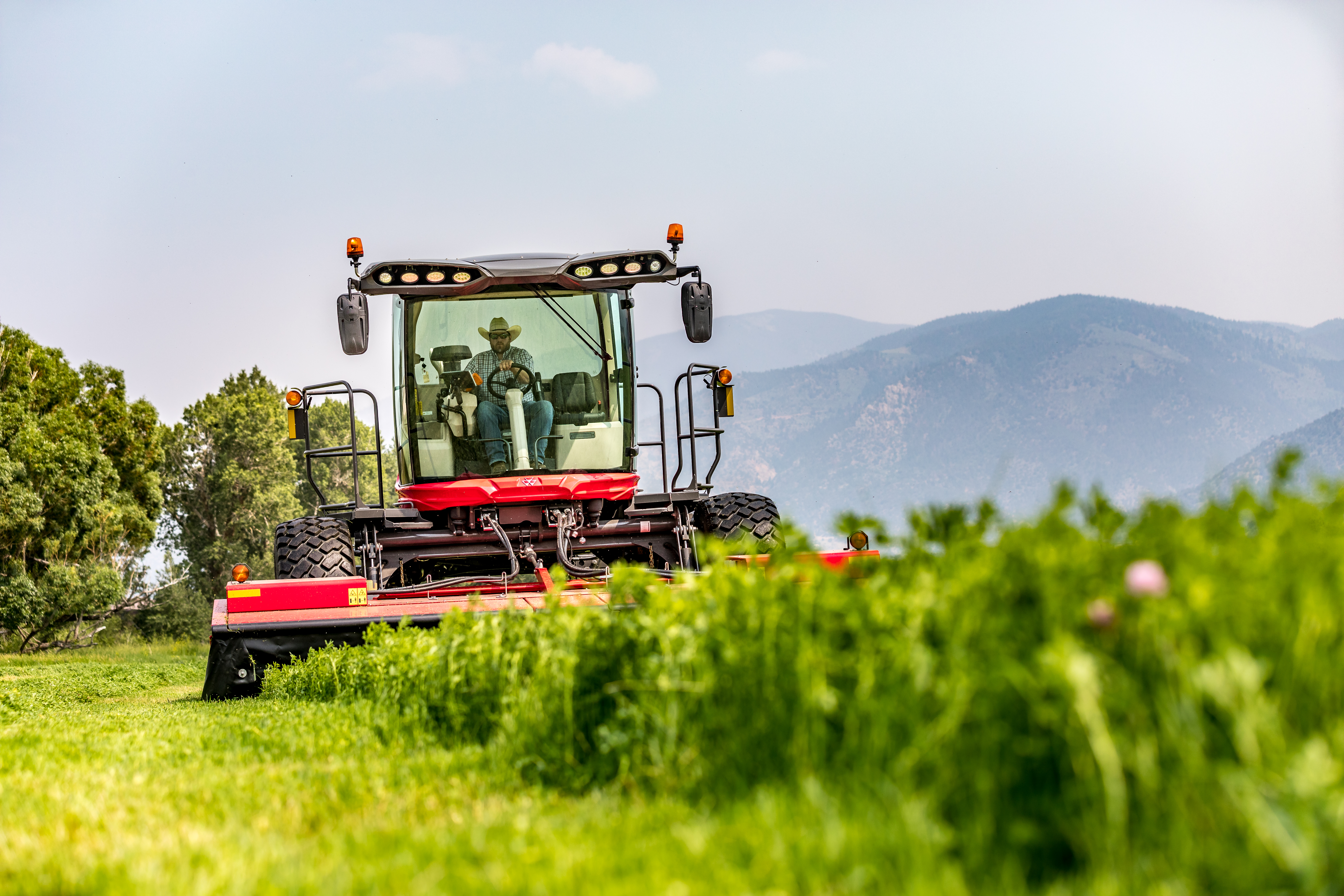 Hesston by Massey Ferguson Launches New Self-Propelled Windrower