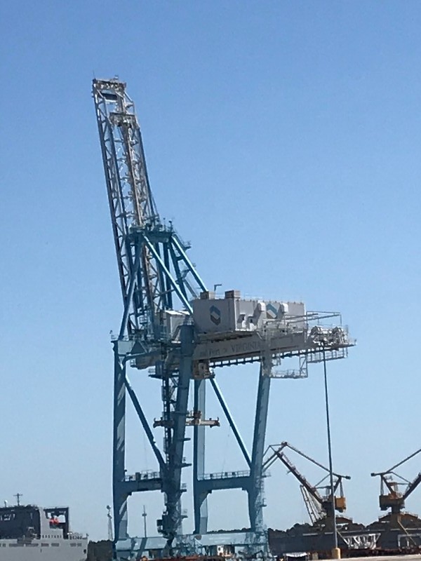 One of three ZPMC Post Panamax Ship-to-Shore Cranes