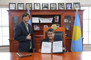 President Surangel Whipps Jr. Signs the Moana Pledge