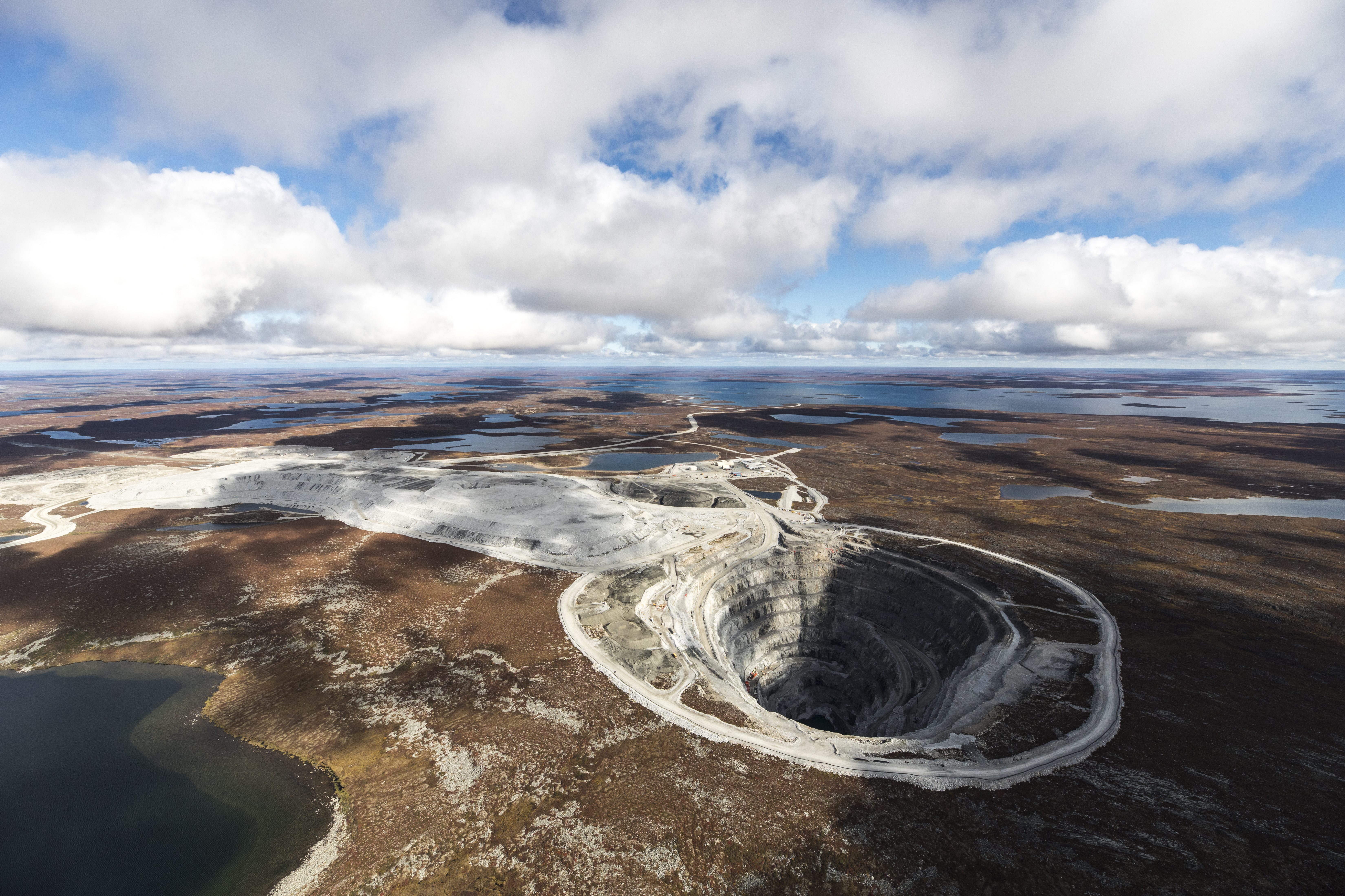 Transformational acquisition of the Ekati Diamond Mine, Canada