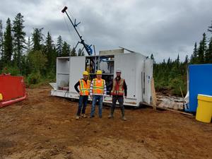 CEO Rene Bharti, Chairman Dr. Andreas Rompel and project geologist Alexandr Beloborodov at the drilling site at the Vallée property.