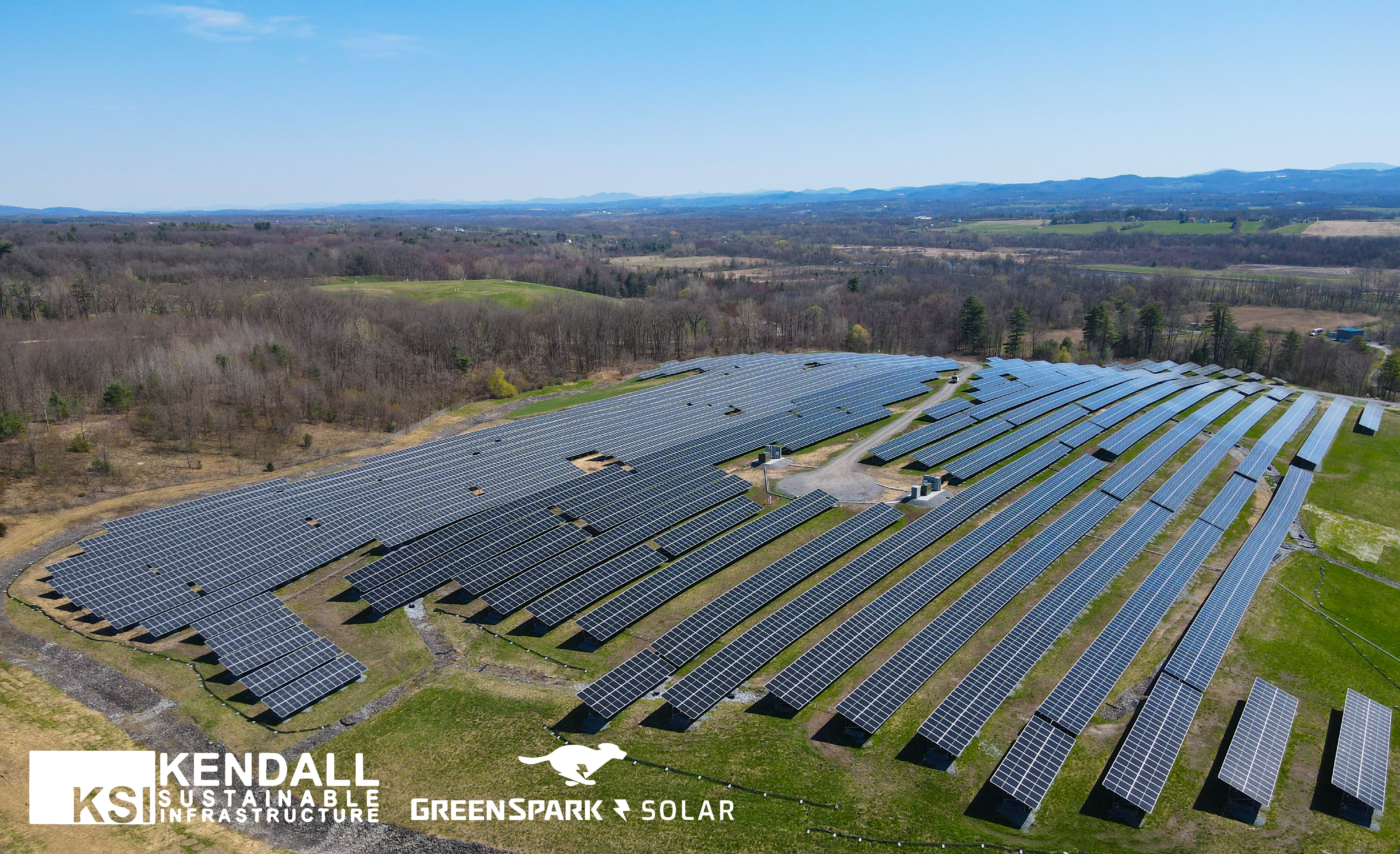 Aerial shot of the 7 MW-dc community solar project located on the Fort Edward Landfill in the Town of Fort Edward, NY.