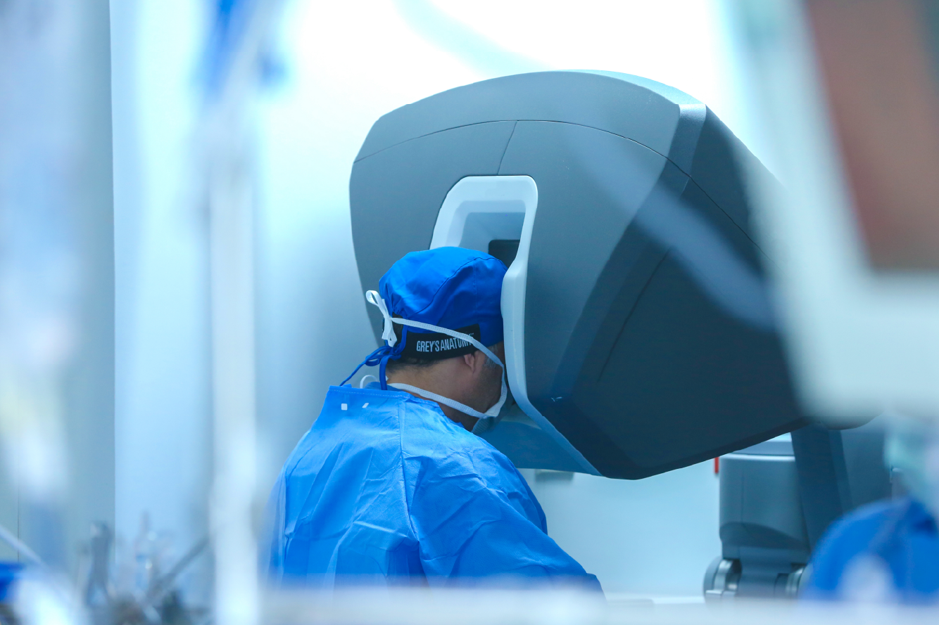 KFSHRC Performs World’s First Robotic-Assisted BiVAD Implantation 