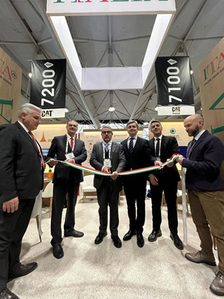 PDAC Italy Pavilion ribbon cutting