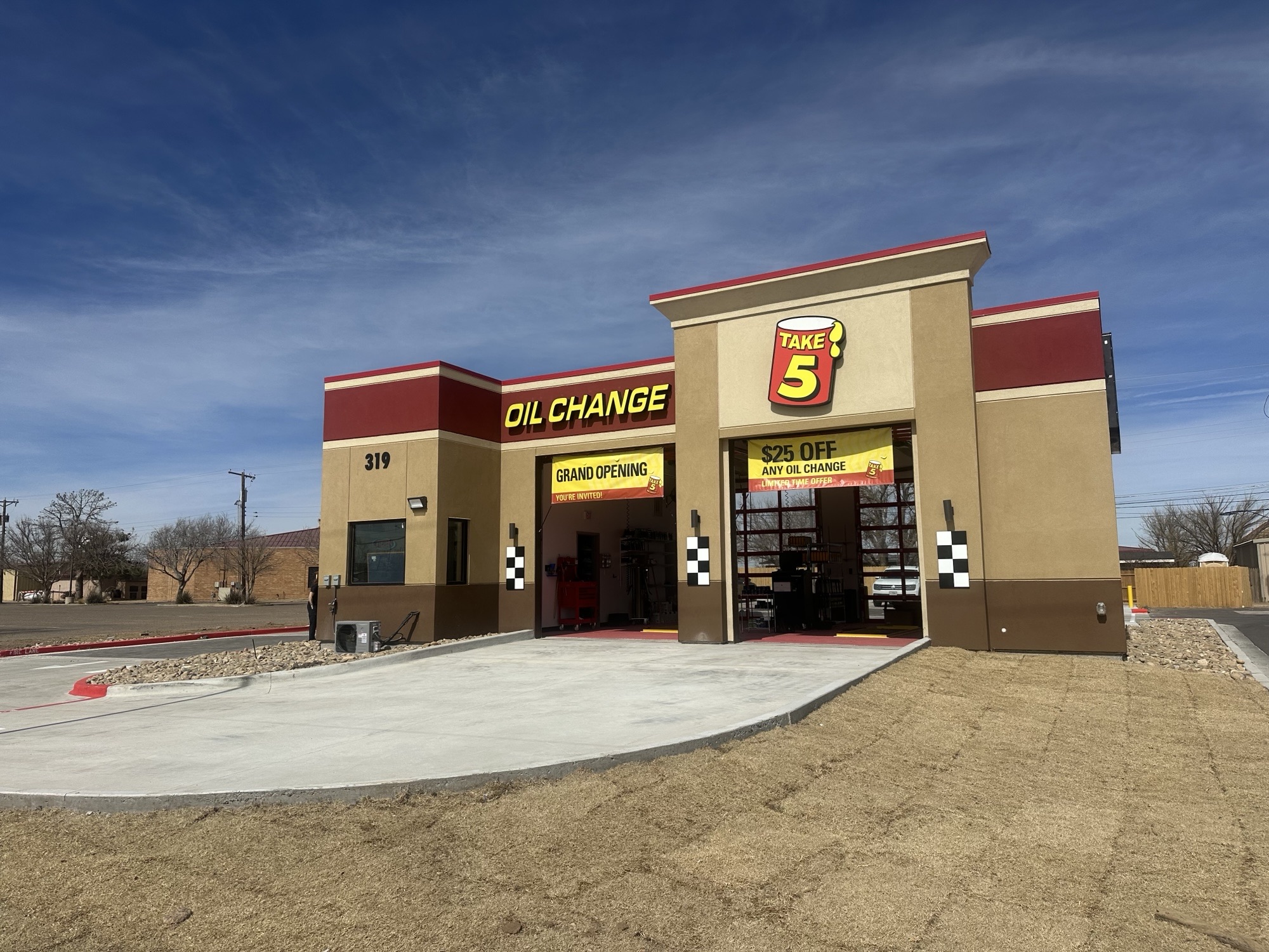 New Take 5 Oil Change in Levelland