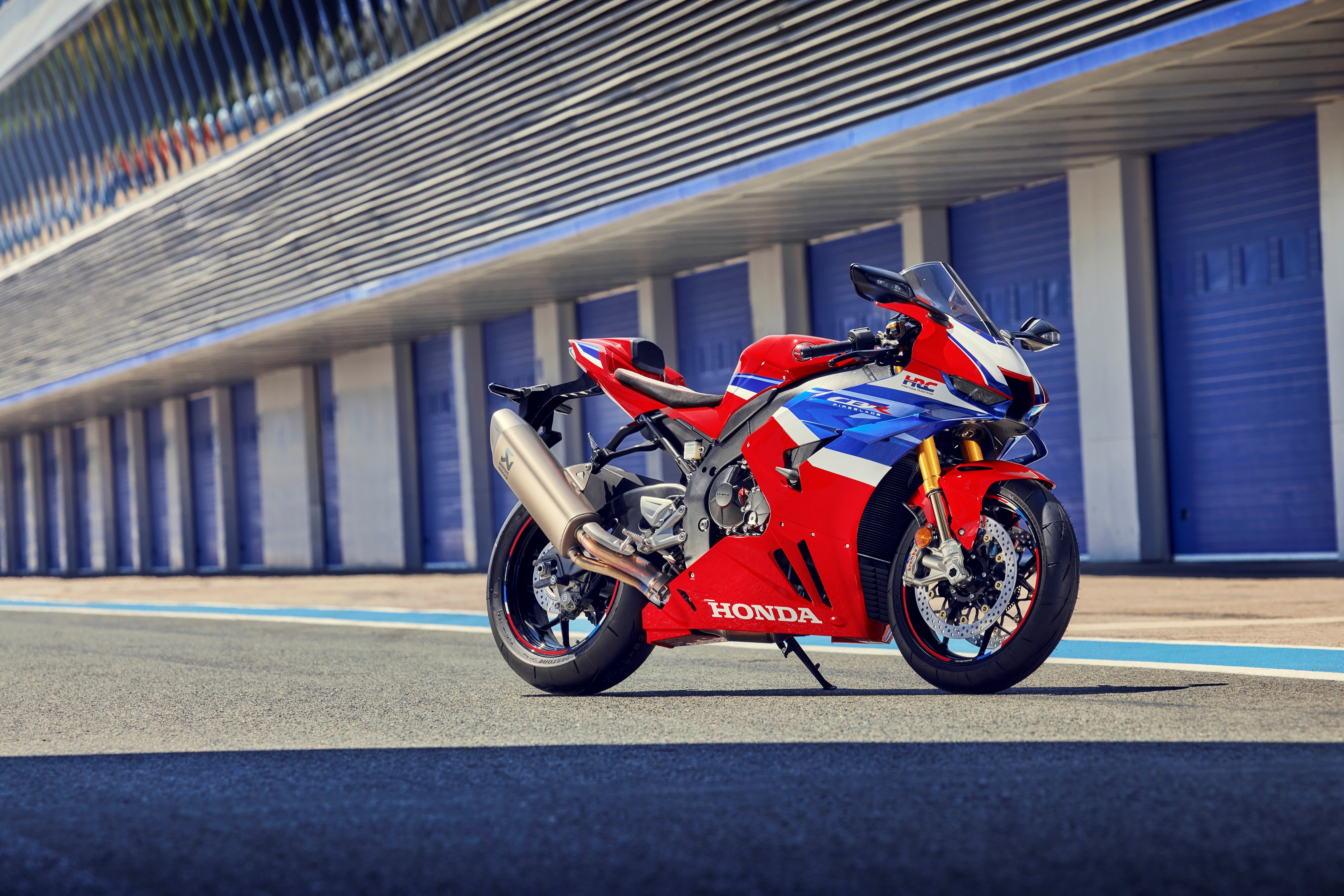 458417_24YM_CBR1000RR-R_FIREBLADE_SP