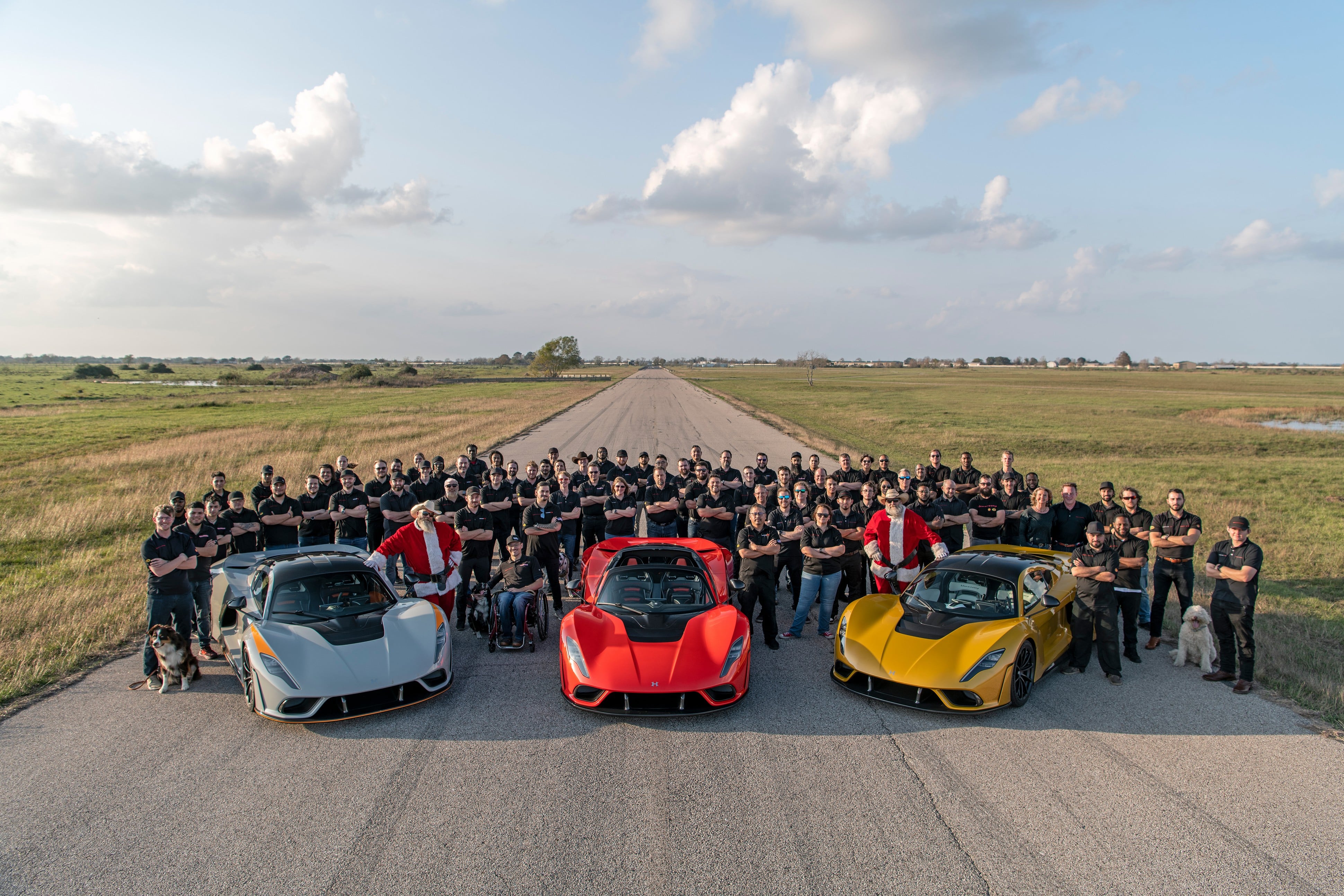 Hennessey Celebrates 10th Venom F5 Hypercar Delivery - 004-min