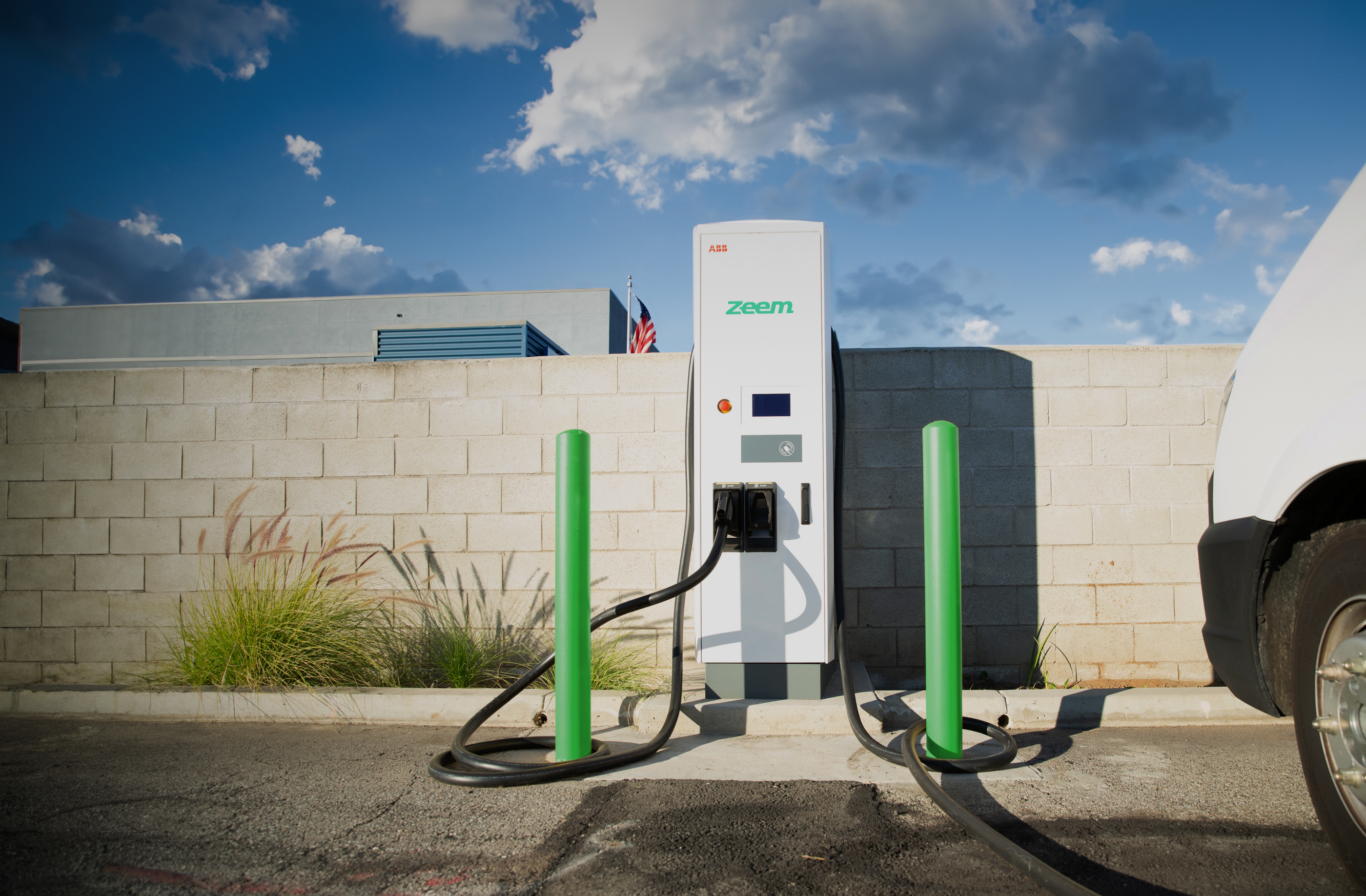 Zeem Solutions LAX Charging Depot