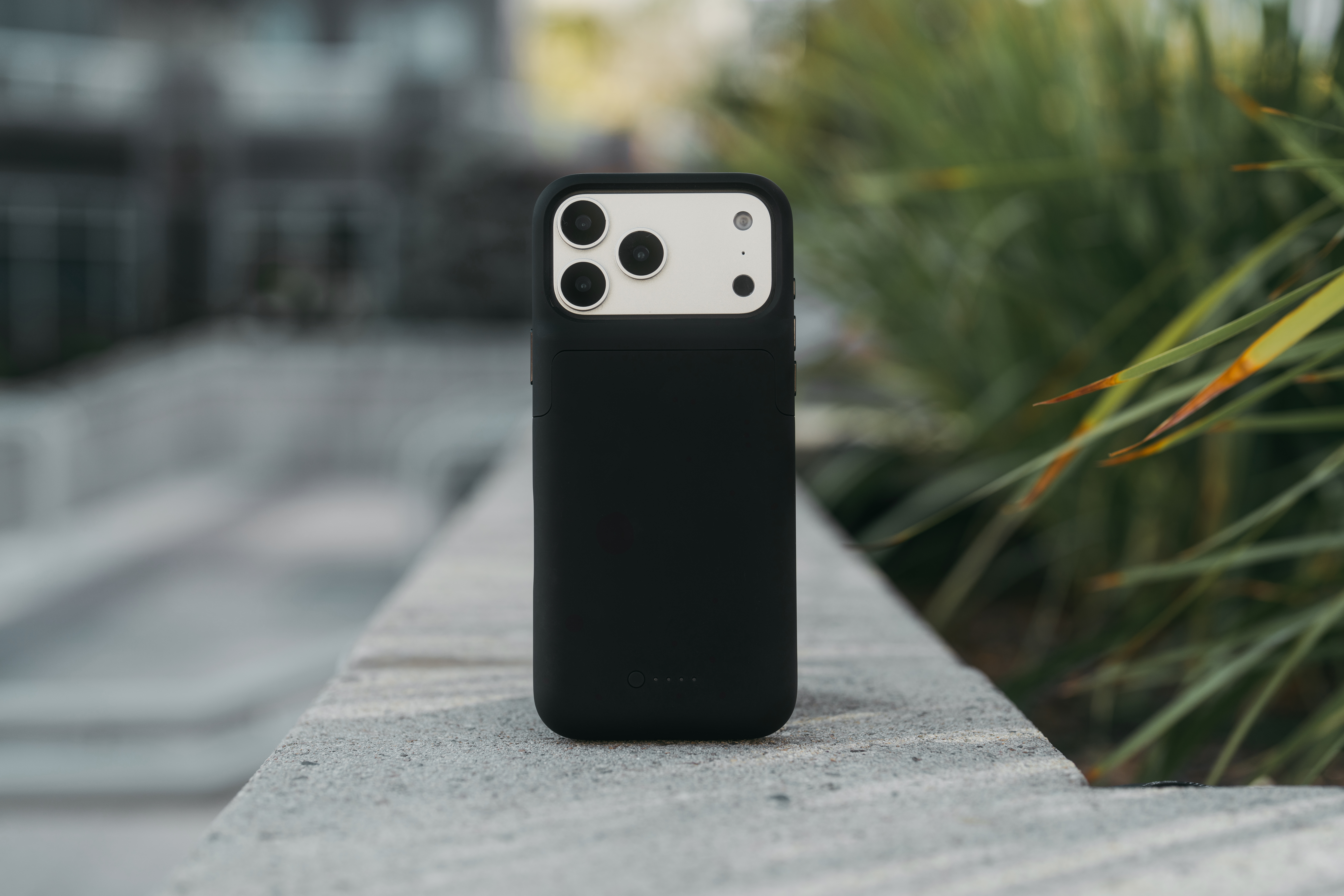 Mophie Announces New Juice Pack Battery Cases for iPhone Air, iPhone 17 Pro, and iPhone 17 Pro Max