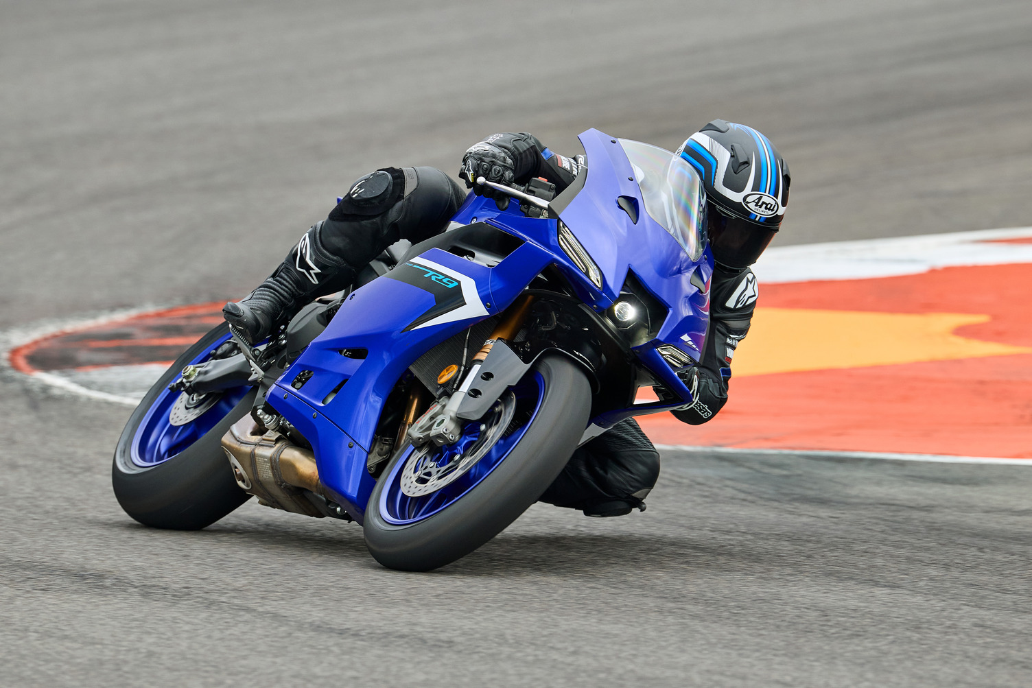 Yamaha R9 Named “Best Sportbike of the Year” by Cycle World Magazine