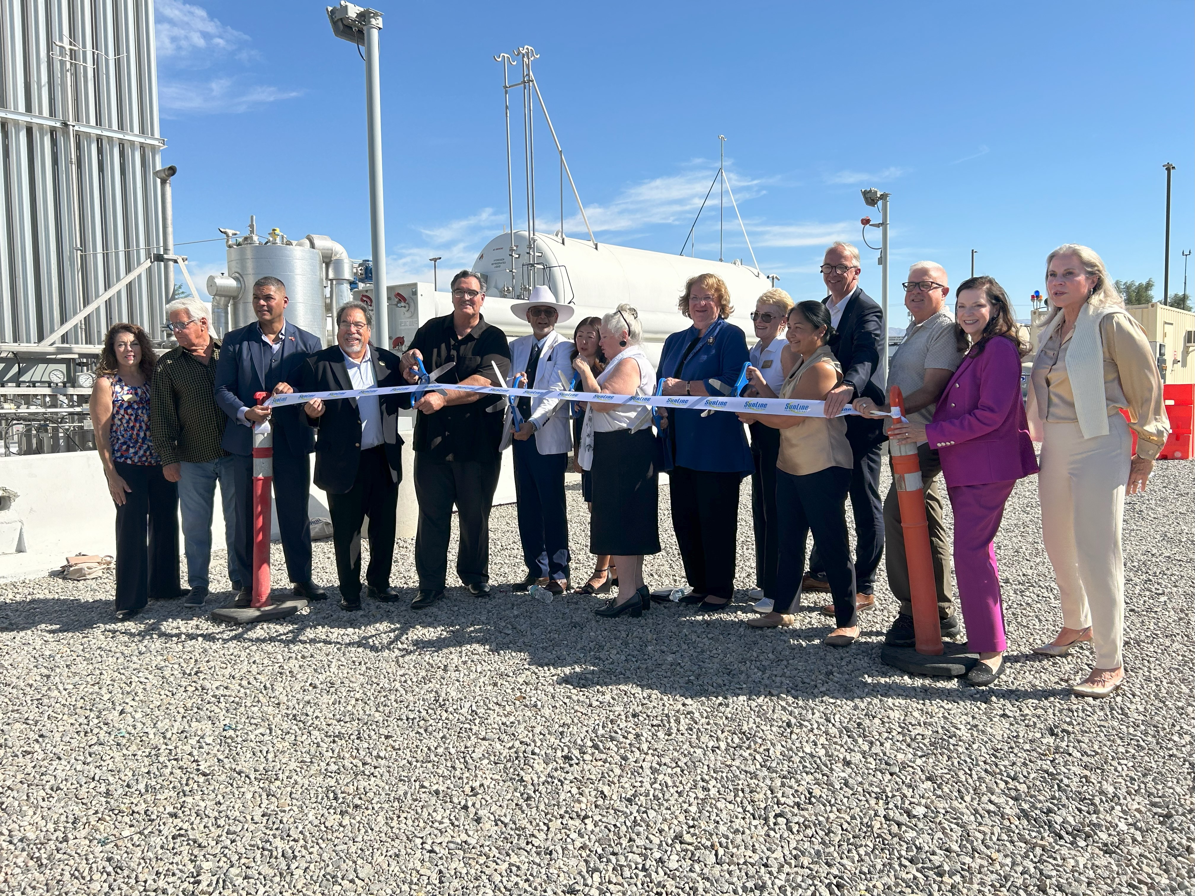 Nikkiso Clean Energy & Industrial Gases Group Executive Chairman Peter Wagner joins local officials and SunLine leaders on October 10 at the opening of SunLine Transit Agency's hydrogen transit station in Thousand Palms, Calif.